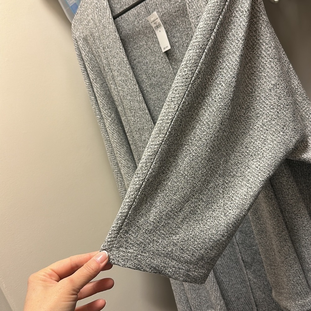Cascade Drape Front  Ribbed Cardigan - Picture 6 of 7
